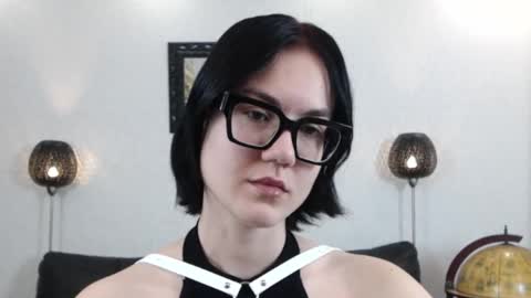 Marie Fitch online show from 12.02.25