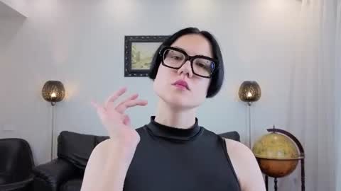 Marie Fitch online show from 07.07.26