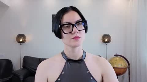 Marie Fitch online show from 07.08.26