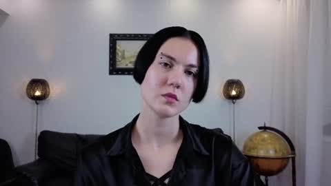 Marie Fitch online show from 08.03.26