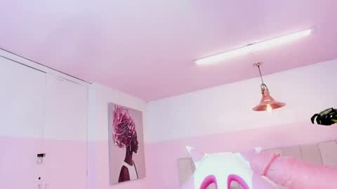 Marie online show from 02.14.25