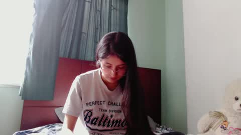 700 pm Washington time online show from 12.11.24