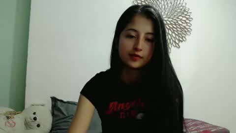 700 pm Washington time online show from 12.23.24