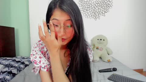 700 pm Washington time online show from 01.14.25