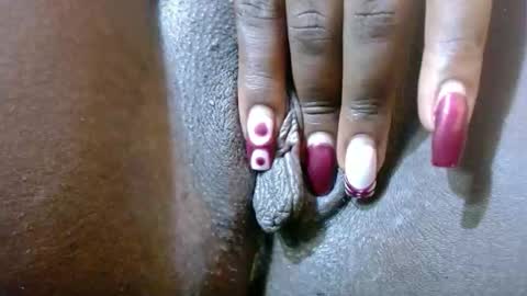 mariebae4 online show from 11.22.25