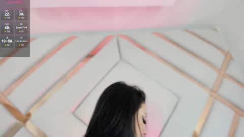 Snapshot of mariee_rosee chatting on 09.19.25 Mary online show from 09.19.25