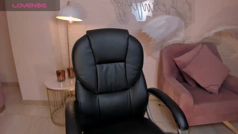  Im Marie Jane  online show from 12.27.24