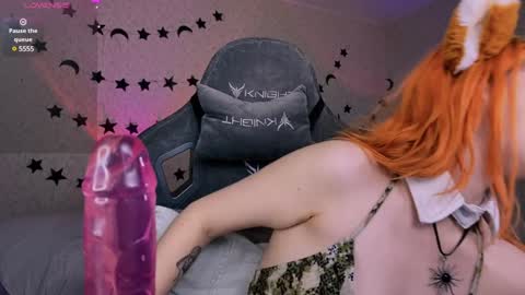 Snapshot of mariel_a_gold chatting on 01.12.25 Mariel Gold online show from 01.12.25