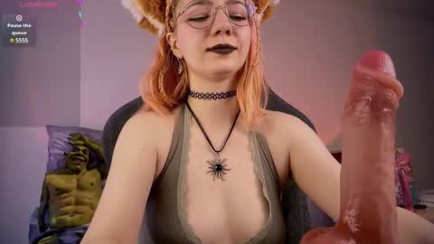 Snapshot of mariel_a_gold chatting on 02.28.25 Mariel Gold online show from 02.28.25