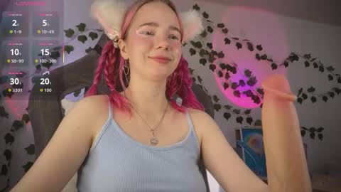 Snapshot of mariel_a_gold chatting on 09.30.25 Mariel Gold online show from 09.30.25