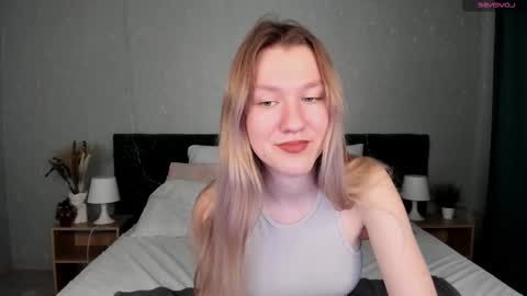Snapshot of mariel_brown chatting on 02.11.25 mariel_brown online show from 02.11.25