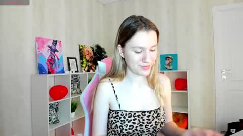 Snapshot of mariel_brown chatting on 02.27.25 mariel_brown online show from 02.27.25