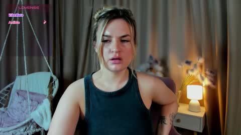 Mariel online show from 03.24.26