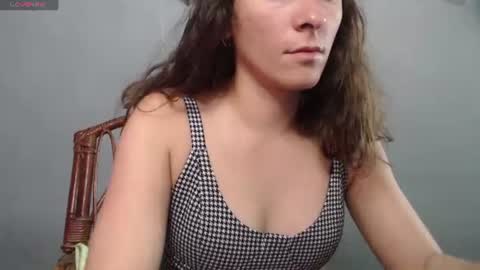 Snapshot of mariel_sins21 chatting on 07.28.26 Mariie online show from 07.28.26