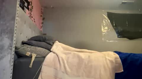 Snapshot of mariexxx22 chatting on 02.24.26 eMariexxx online show from 02.24.26