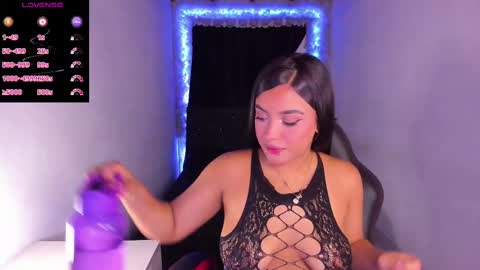 Snapshot of mariiana_hasper chatting on 12.13.24 Mariana Hasper online show from 12.13.24