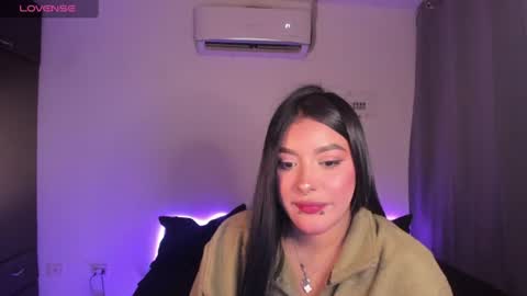 Mariana Hasper online show from 06.19.26