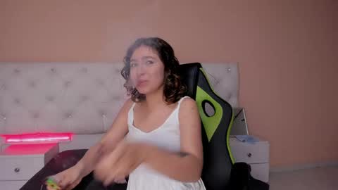 mariie_tayy online show from 12.22.24