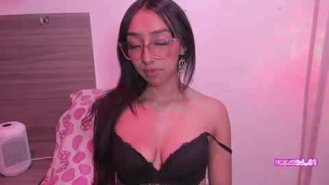 Luna Dulk online show from 02.25.25