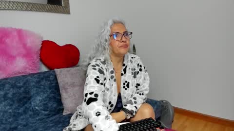 marilyn70 online show from 11.12.25