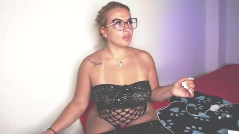 Snapshot of marilynleon chatting on 10.23.25 Marilyn Leon online show from 10.23.25