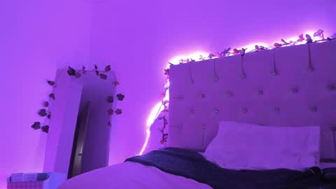 Snapshot of marin_kitoko chatting on 12.13.24 Marin kitoko online show from 12.13.24