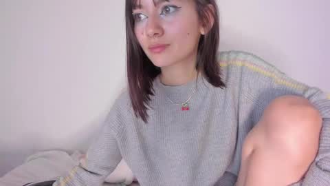 Snapshot of marin_kitoko chatting on 02.12.25 Marin kitoko online show from 02.12.25