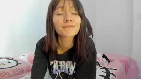 Snapshot of marin_kitoko chatting on 03.09.25 Marin kitoko online show from 03.09.25