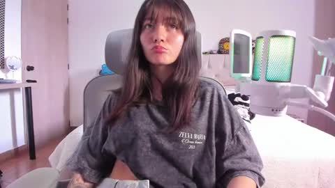 Snapshot of marin_kitoko chatting on 10.30.25 Marin kitoko online show from 10.30.25