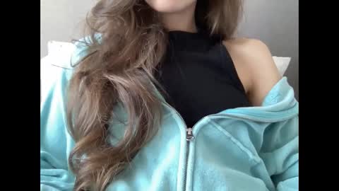 Marina online show from 02.25.25