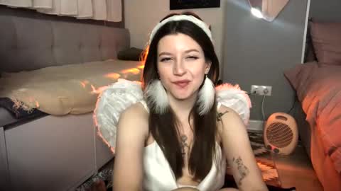 MarinaxMonroe online show from 10.29.25