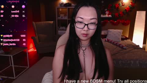 Snapshot of marine_vact chatting on 12.28.24 Marine  online show from 12.28.24