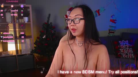 Snapshot of marine_vact chatting on 01.08.25 Marine  online show from 01.08.25