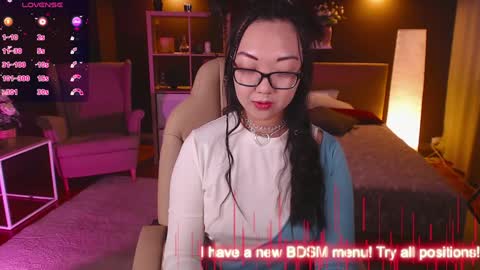 Snapshot of marine_vact chatting on 01.11.25 Marine  online show from 01.11.25