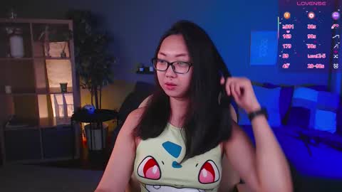 Snapshot of marine_vact chatting on 09.25.25 Marine  online show from 09.25.25