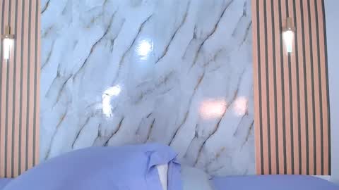 Snapshot of marinella16 chatting on 11.15.25 Marinella16 online show from 11.15.25