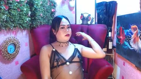 Snapshot of mariposa_911 chatting on 03.10.25 LEAH online show from 03.10.25