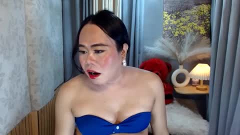 LEAH online show from 04.27.26