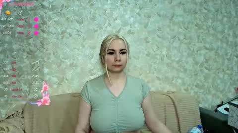 Snapshot of marishka505 chatting on 10.24.25 marishka505 online show from 10.24.25