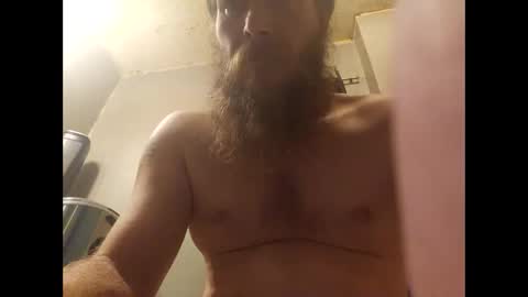 Snapshot of marius02385 chatting on 12.14.25 marius02385 online show from 12.14.25