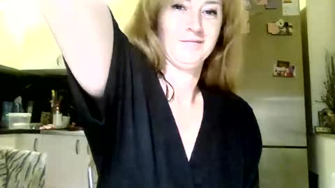 Snapshot of marizafouset chatting on 06.16.26 MarizaFouset online show from 06.16.26