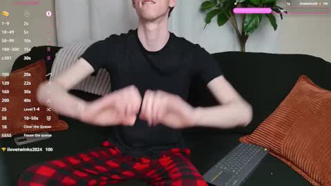 Mark online show from 10.25.25