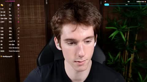 Mark online show from 11.11.25