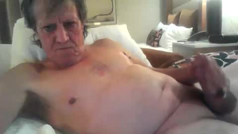 Snapshot of mark89506 chatting on 12.17.25 DJs All Day Playhouse online show from 12.17.25