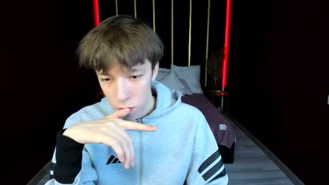 Snapshot of mark_branston chatting on 01.13.26 Mark online show from 01.13.26