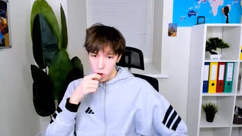 Snapshot of mark_branston chatting on 02.08.26 Mark online show from 02.08.26