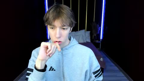 Snapshot of mark_branston chatting on 02.22.26 Mark online show from 02.22.26