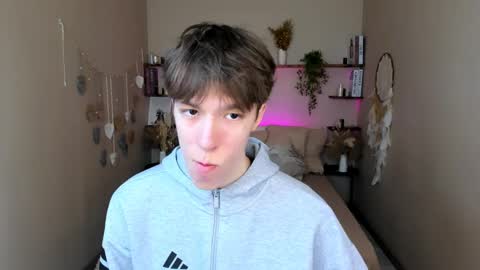 Mark online show from 03.29.26