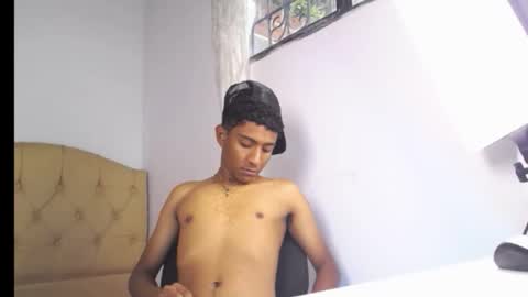 Snapshot of mark_hernandez_ds chatting on 10.27.25 Mark online show from 10.27.25