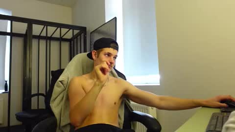 Snapshot of mark_karson chatting on 10.07.25 MARK KARSON online show from 10.07.25